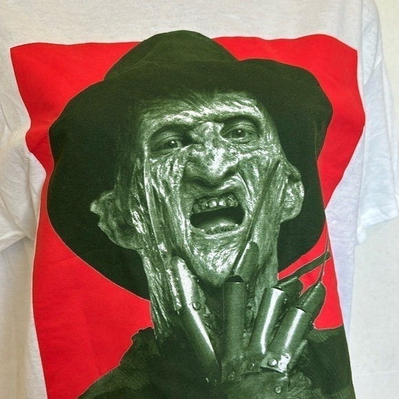 Freddy Krueger -  A Nightmare On Elm Street Men's T-Shirt NWOT WHITE medium - Picture 3 of 9